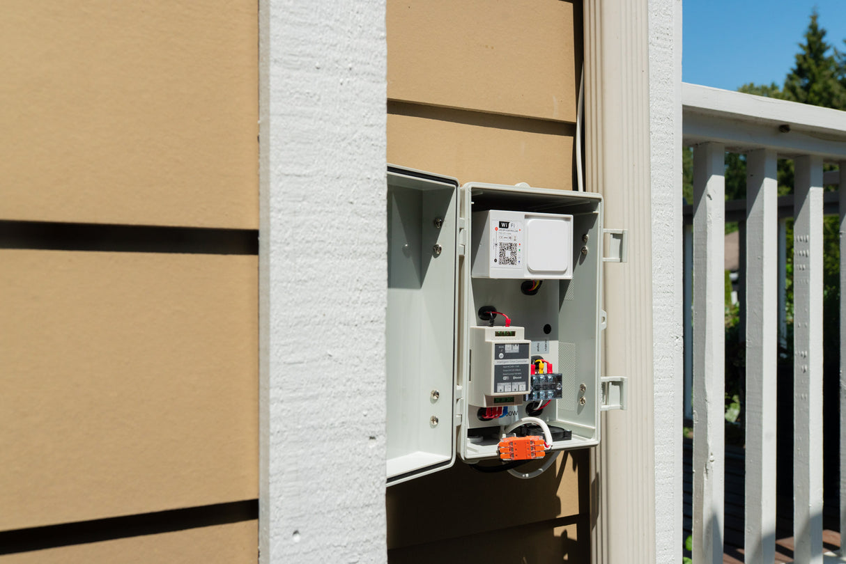 Chromaglow Pro Outdoor Control Box with Power Supply & Controller